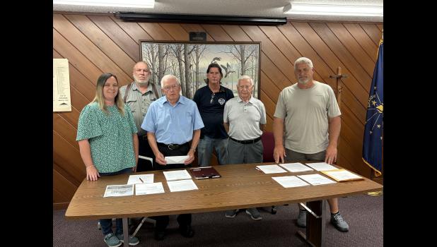 Photo provided. Galbreath Family Charities presented the Winamac Town Council with a check to cover this year’s fireworks. Pictured (from left to right): Danyelle Weaver, Tom Murray, Alvin Parish, Larry Weaver, Jim Watkins and Eric Galbreath.